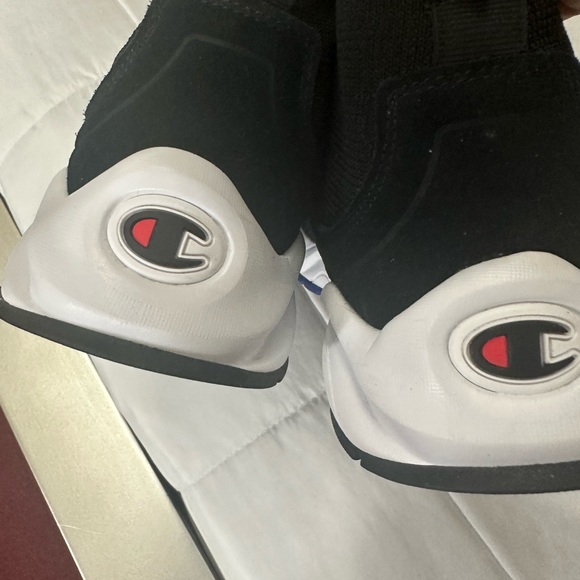 Women’s Champion Rally Hi Athletic Shoe - Picture 4 of 7